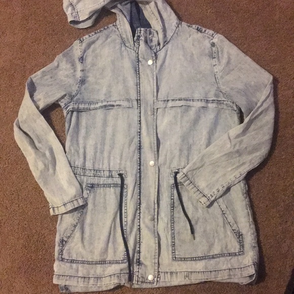 Forever 21 Jackets & Blazers - Acid Washed Denim Jacket Forever 21 Jackets & Blazers - Acid Washed Denim Jacket